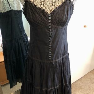 BCBGMAXAZRIA Gypsy Style Layered Dress with Adjustable Straps Gorgeous Details